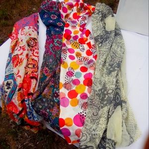 Scarfs